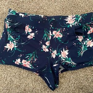 Carve Designs Swim Bottoms, size small.